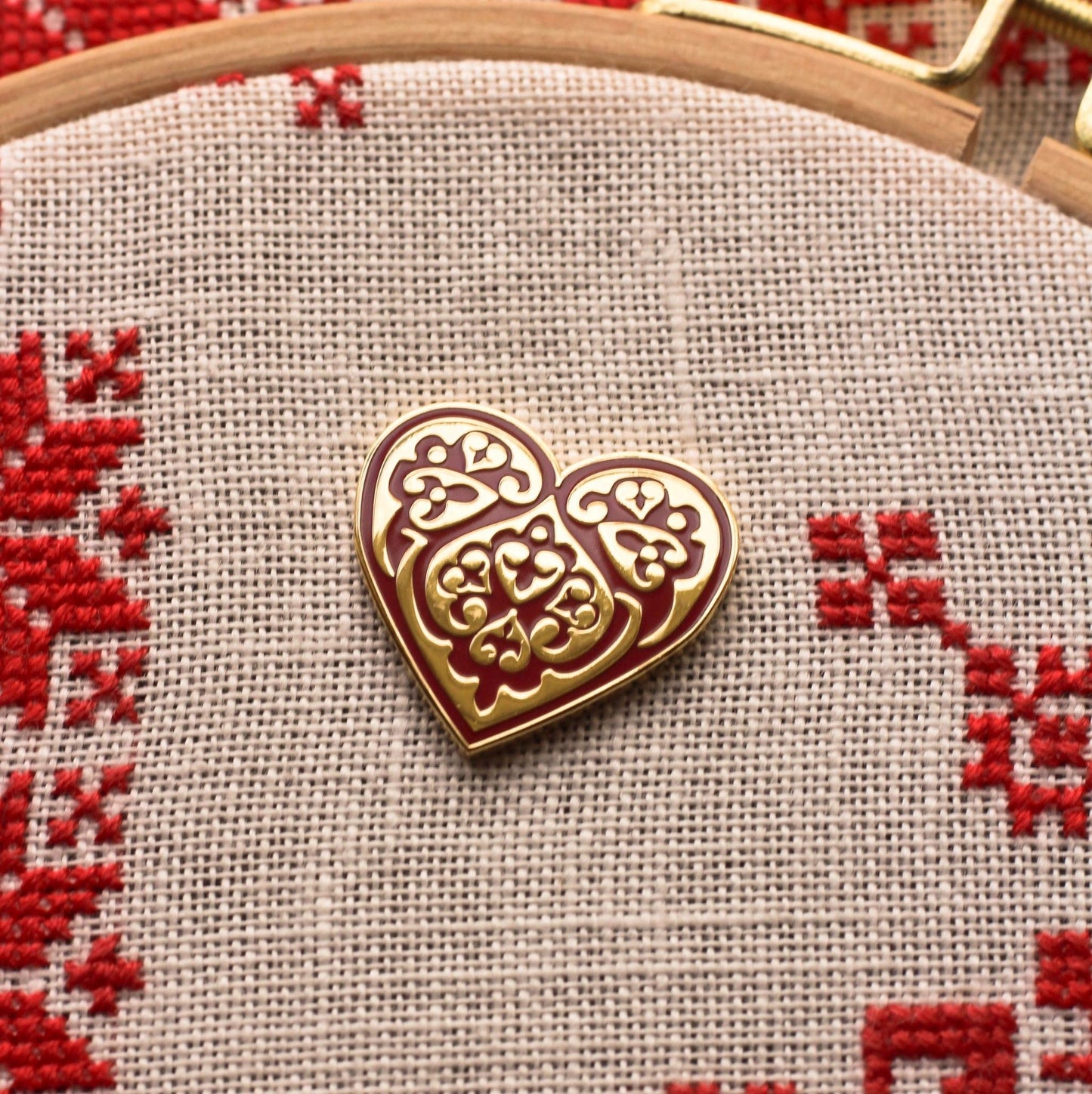 Needleminder--Byzantine Rose