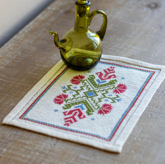 BitKit Dianthia cross stitch folk embroidery kit