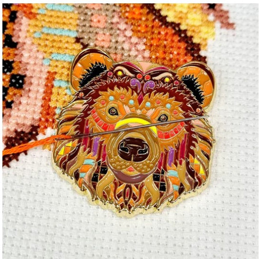 Needle Minder Mandala Bear