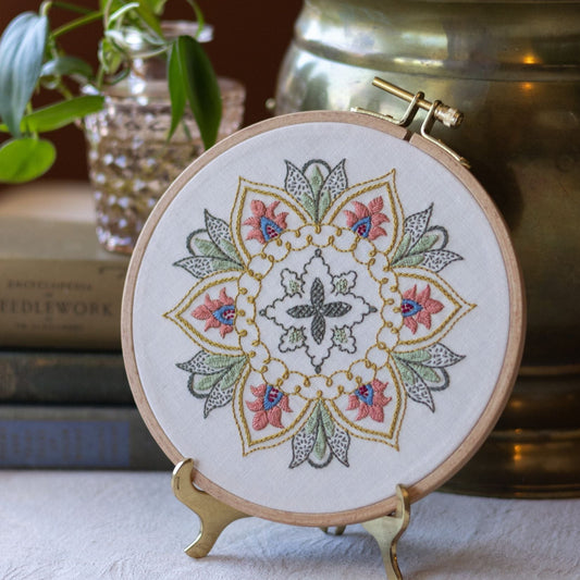Thessaly Floral embroidery hoop kit