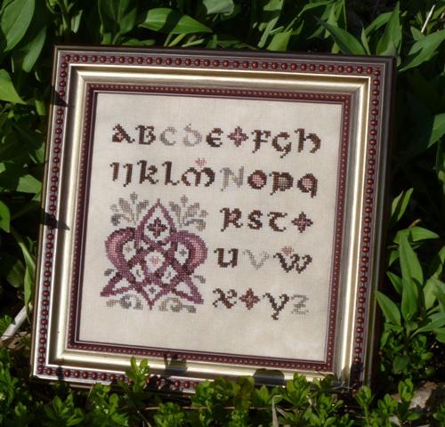 Ink Circles Love Letters - Celtic