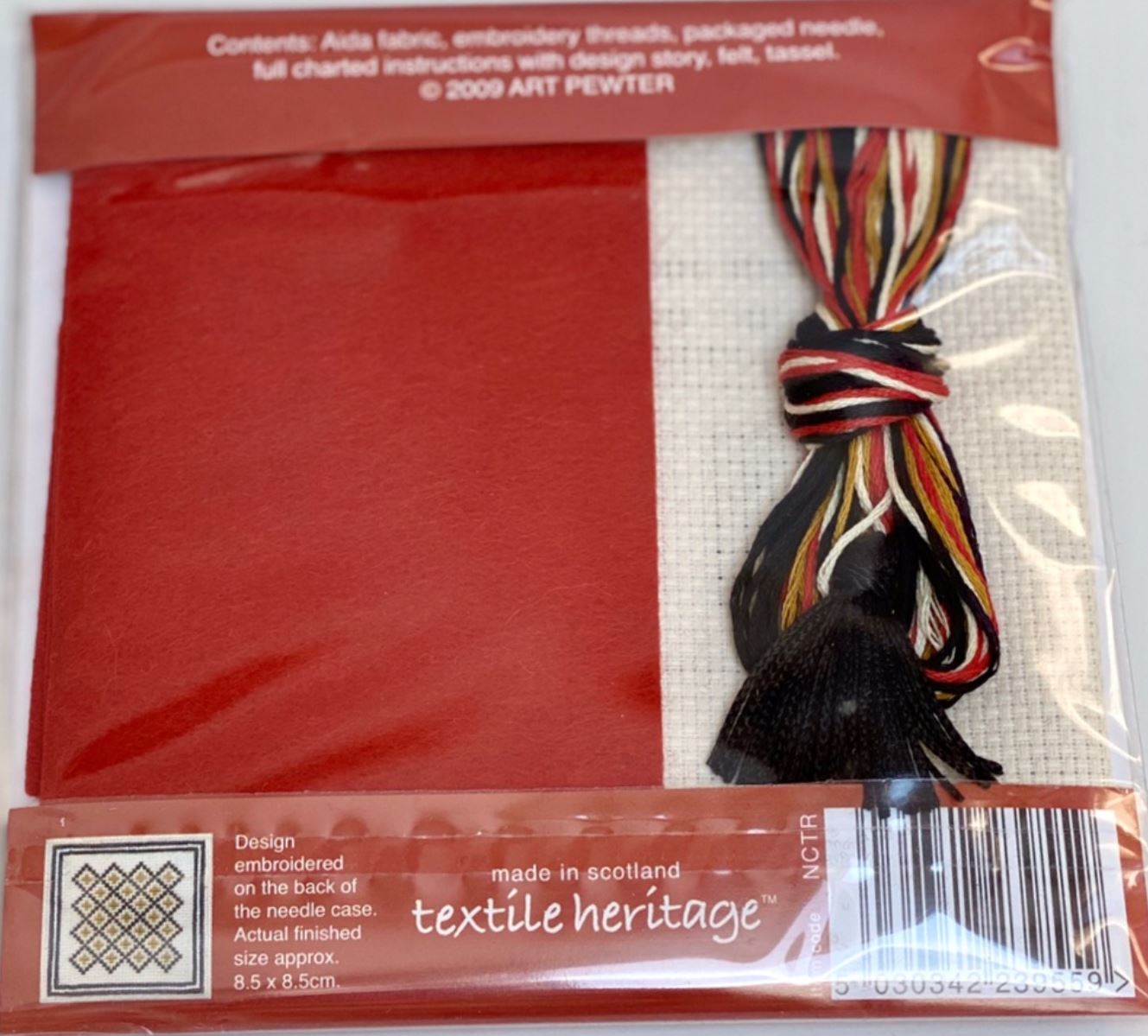 Textile Heritage Tudor Rose Needle Case Cross Stitch Kit